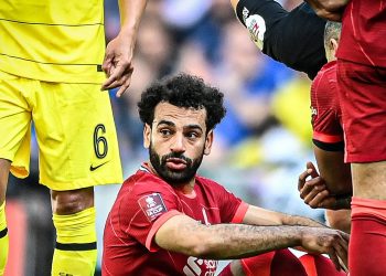 إصابة محمد صلاح - نهائي كأس الاتحاد الإنجليزي - ليفربول وتشيلسي