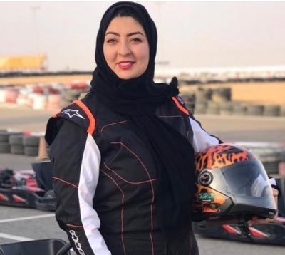 أفنان المرغلاني أول سعودية تنال رخصة تدريب قيادة سيارات الأوتوكروس