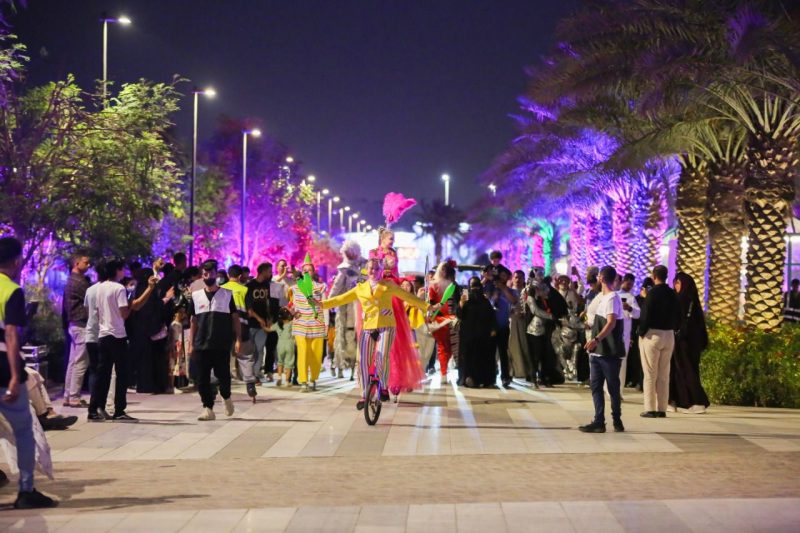 زوار حديقة الأمير ماجد يحلّقون في فضاءات الثقافة الباكستانية في موسم جدة غدًا - المواطن