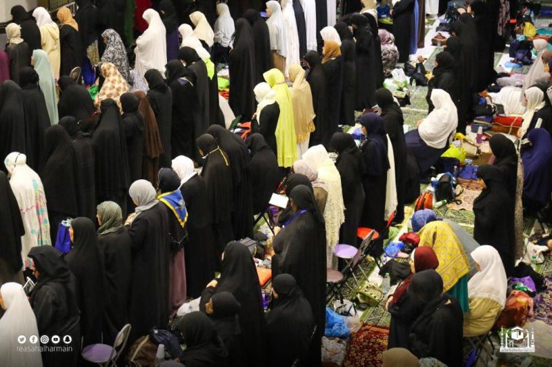أجواء الإيمان والصلاة في التراويح بمسجد أولو ليلة رمضان الأخيرة - مواطن