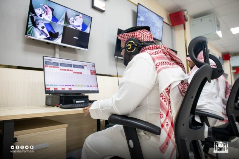 أكثر من 720 ساعة بث باللغات العالمية في المسجد الحرام - المواطن