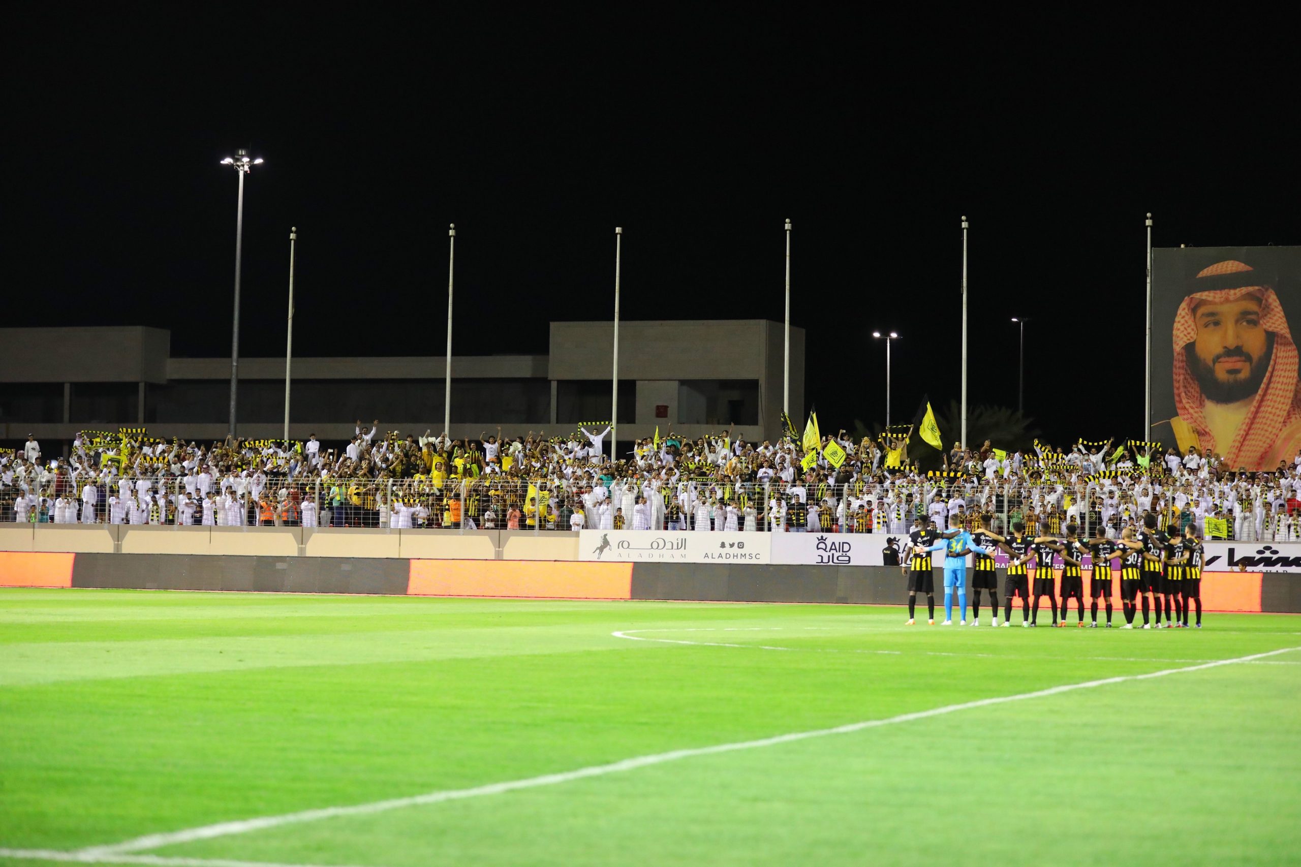 الطائي والاتحاد يتعادلان بالشوط الأول