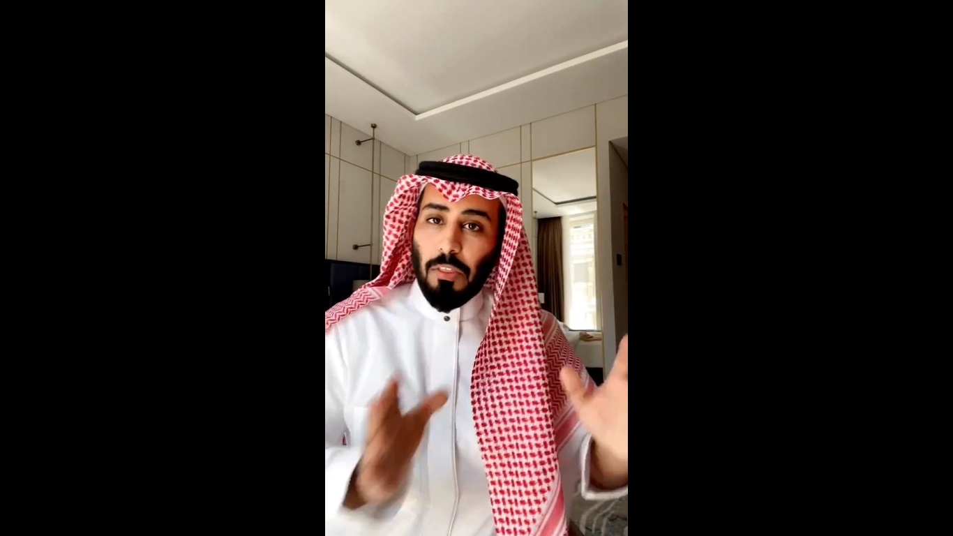 عبدالرحمن المطيري ردًّا على منتقدي زواج والده: والله لا توفت أمها ولا أخذناها من عزاء