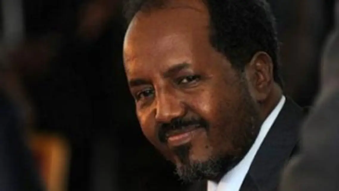 إجلاء الرئيس الصومالي قبل إلقاء كلمة بمؤتمر تعليمي