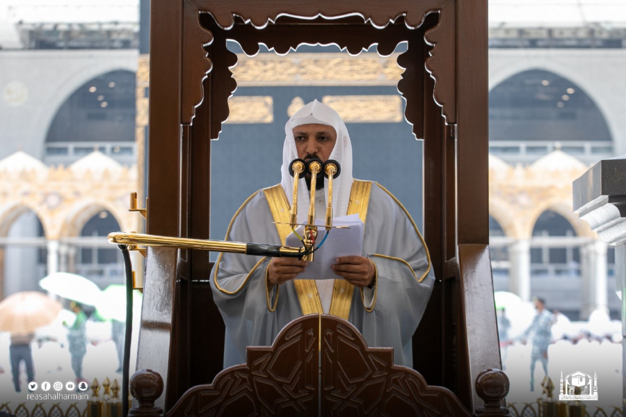 خطيب المسجد الحرام: تخيروا الصديق الصالح المعين على الطاعات