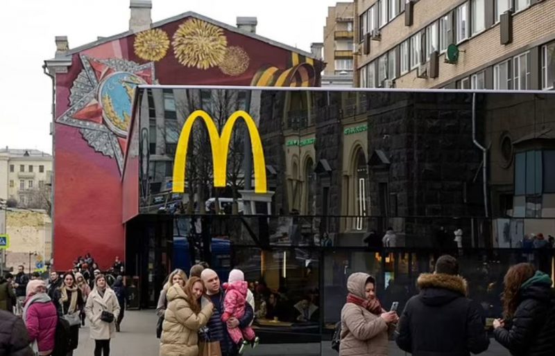 من ماكدونالدز إلى باكدونالدز هكذا عالجت روسيا أزمة البطالة 