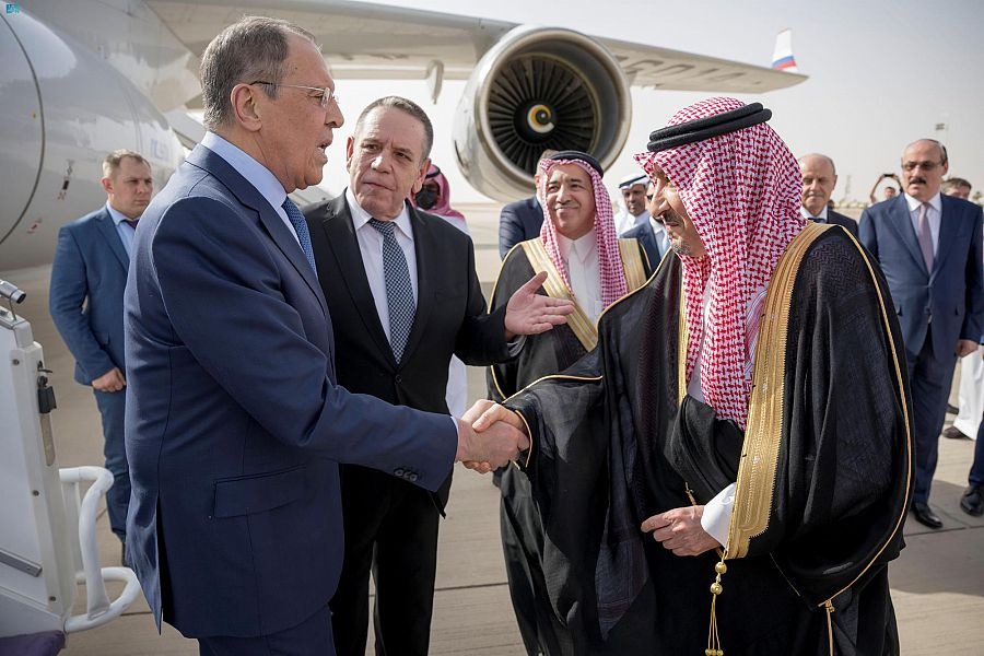 وزير خارجية روسيا يصل الرياض في زيارة رسمية