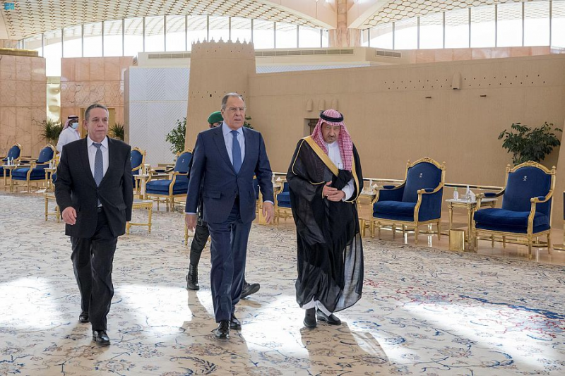 وزير خارجية روسيا يصل الرياض في زيارة رسمية