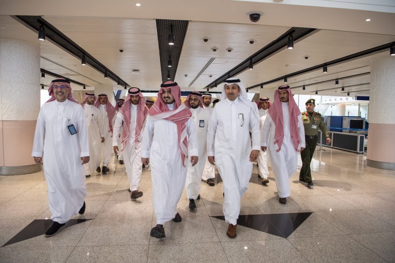 بدر بن سلطان يستقل قطار الحرمين ويطلع على خطة الحج 2 بدر بن سلطان يستقل قطار الحرمين ويطلع على خطة الحج - المواطن