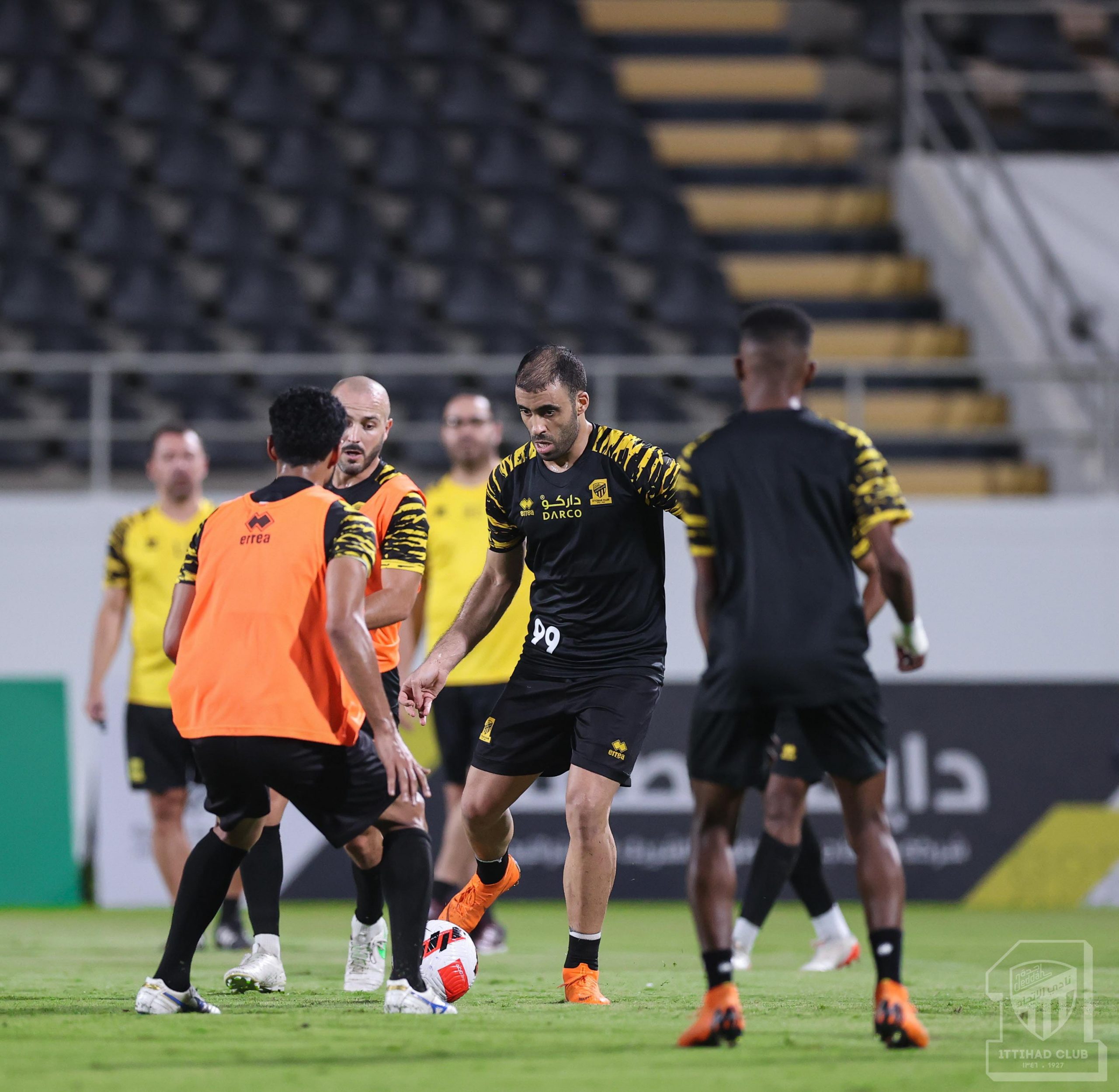 جماهير الاتحاد للاعبي الفريق: ركزوا في الدوري !