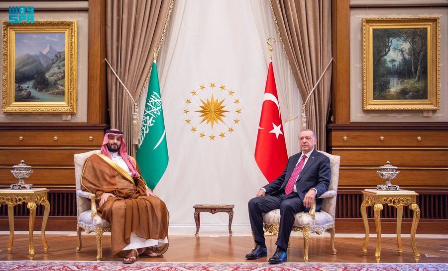 ولي العهد ورئيس تركيا يعقدان لقاءً ثنائيًّا استعرضا خلاله العلاقات الثنائية وأوجه التعاون