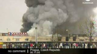 بالفيديو.. مقتل وإصابة العشرات في حريق بدار رعاية في التشيك