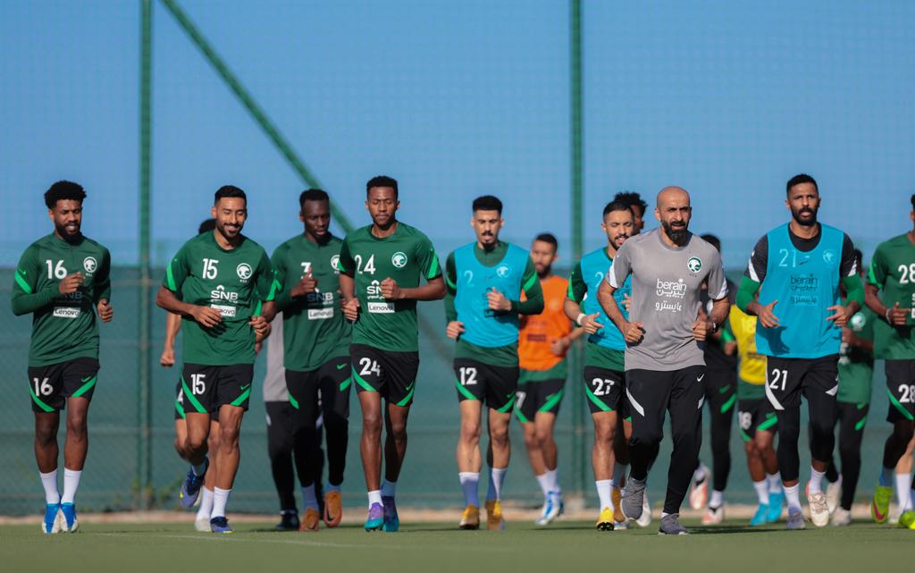تفاصيل تدريب الأخضر الأول في إسبانيا