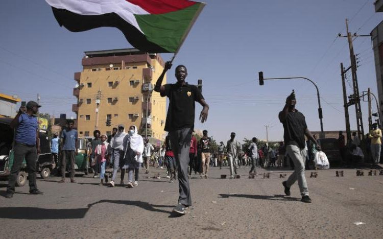 مقتل شخص في مظاهرات الخرطوم - المواطن