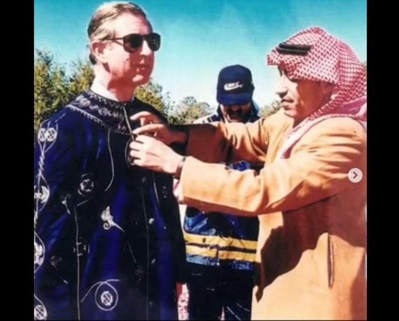 زوجة الأمير تشارلز ترتدي زيًا سعوديًا من تصميم يحيى البشري