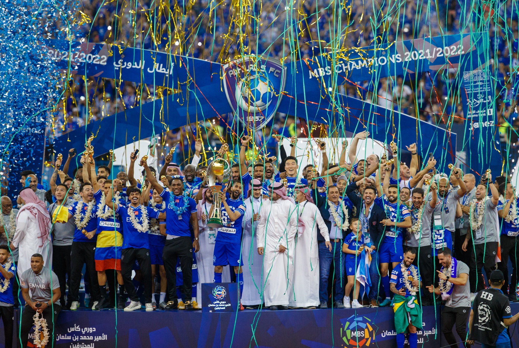 سلمان الفرج.. مايسترو يقود الهلال لمنصات التتويج