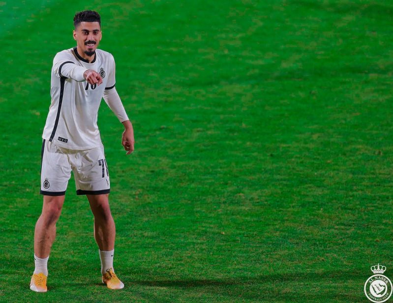 علي لاجامي
