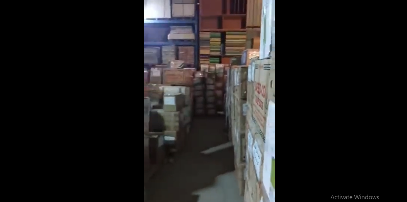 مكتبة في الدمام تعرض 300 ألف كتاب ومُجلد للبيع بسعر ريال