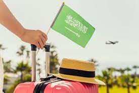 وزير السياحة السعودية تعرض دعم شركات الطيران لتعزيز السياحة 