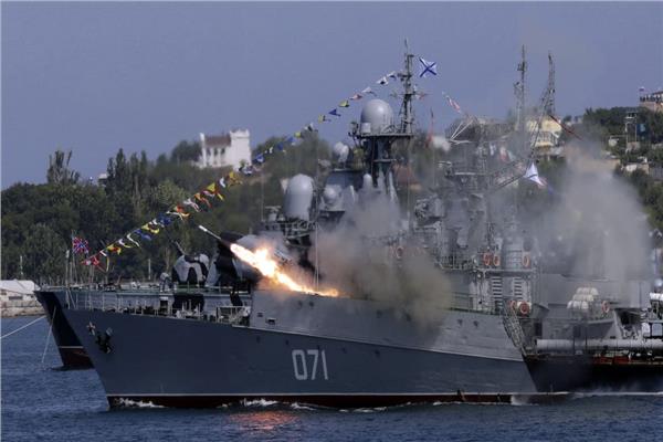 روسيا تنسحب من جزيرة الثعبان الإستراتيجية بالبحر الأسود