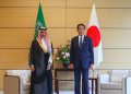 رئيس وزراء اليابان يستقبل وزير الخارجية ويستعرضان العلاقات الثنائية - المواطن