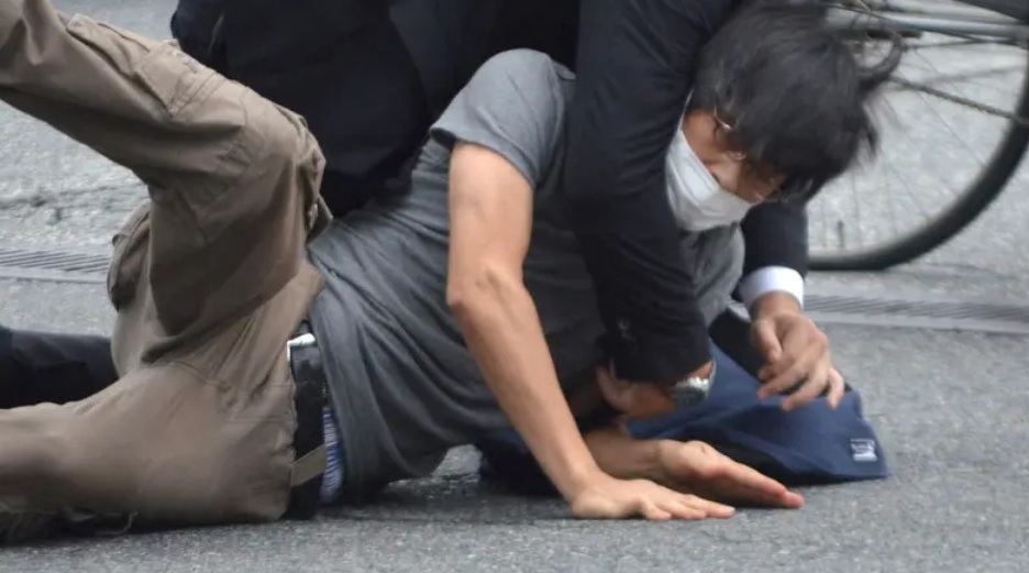 أول صور لمنفذ الهجوم على رئيس الوزراء الياباني السابق