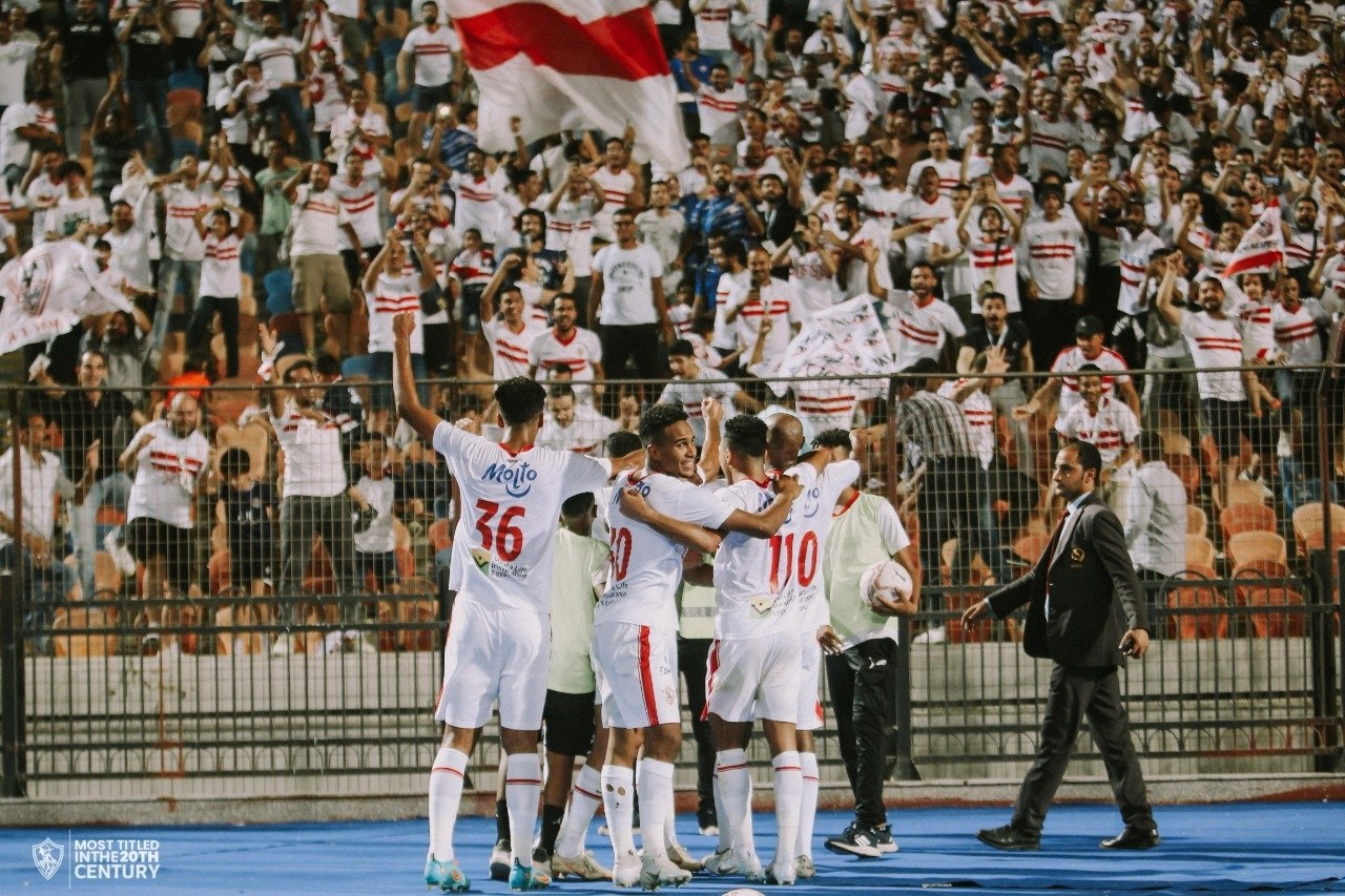 الزمالك يُعزز صدارته للدوري بهدفين في سموحة