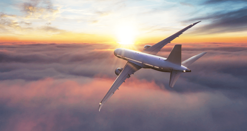 بلومبرغ: السعودية تخطط لإطلاق شركة طيران جديدة قريباً