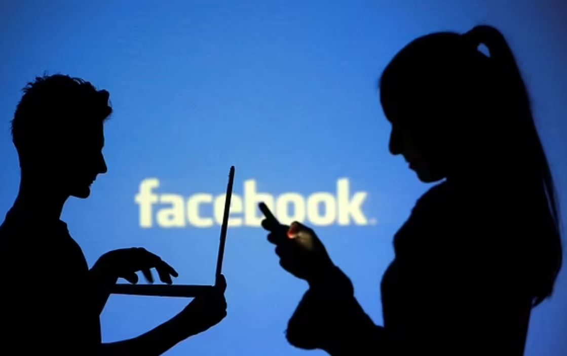 فيسبوك يعلن انتهاء مشكلة إرسال طلبات صداقة بشكل عشوائي