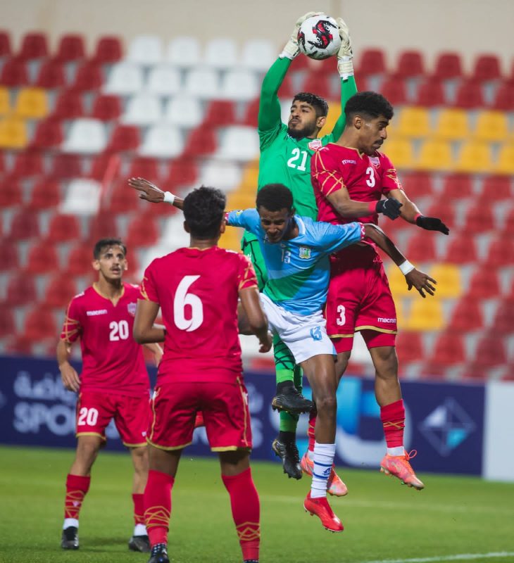 منتخب البحرين وجيبوتي في كأس العرب للشباب (13)