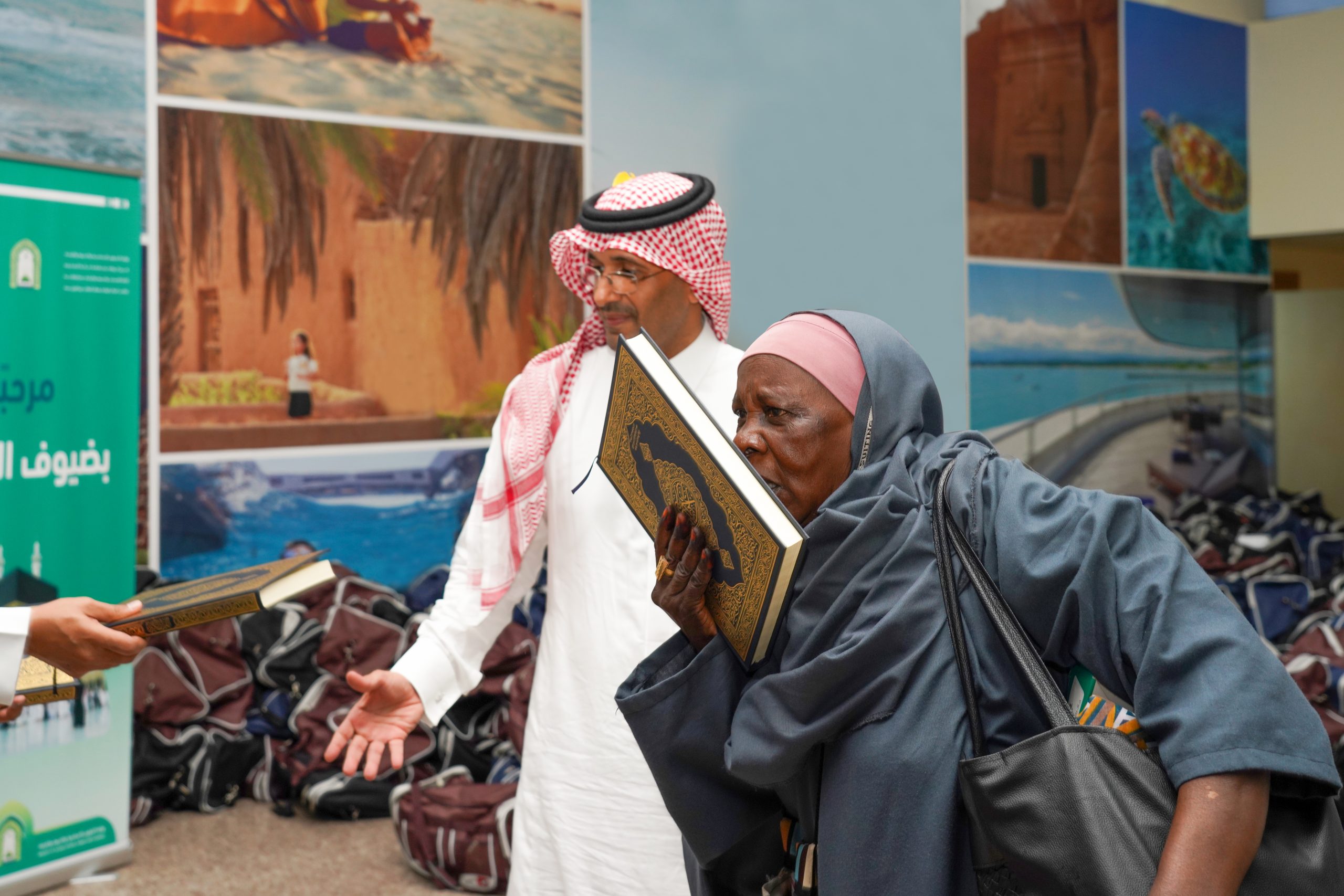 ميناء جدة الإسلامي يُودع آخر دفعة من الحجاج بالهدايا التذكارية