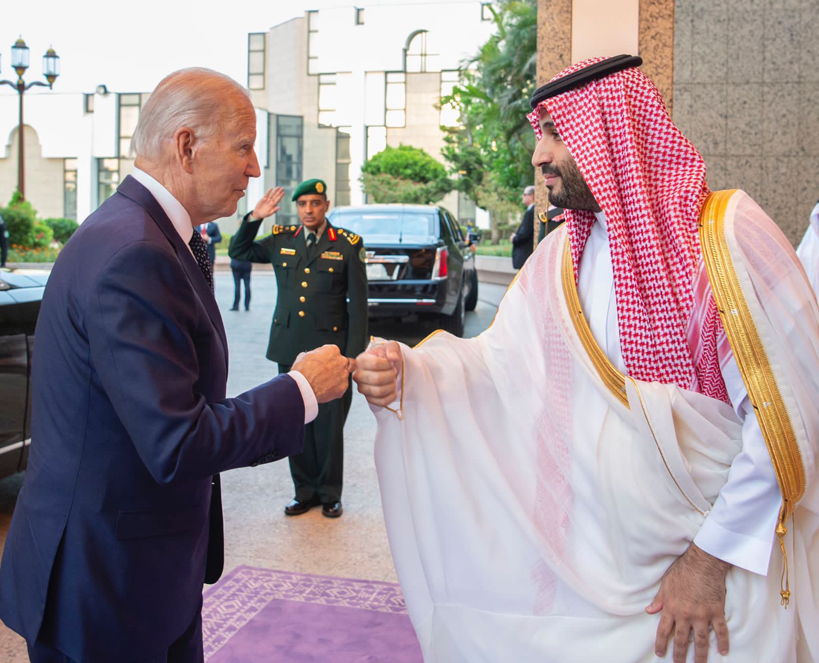 وزير الخارجية السعودي: الصورة مع محمد بن سلمان بمثابة فوز للرئيس بايدن