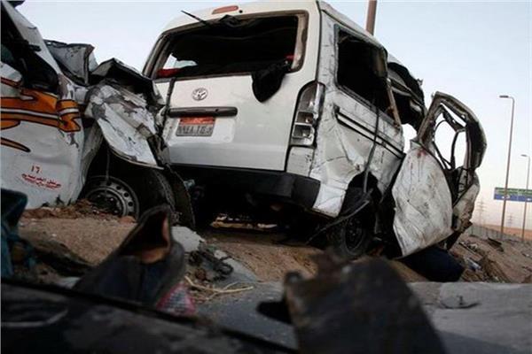 حادث سير يودي بحياة 9 أشخاص بجنوب مصر