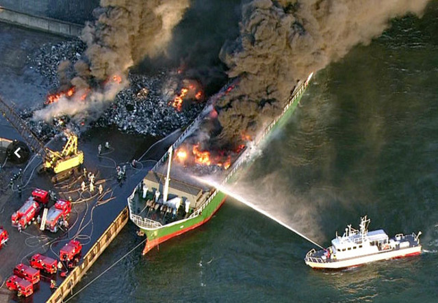 حريقة سفينة على متنها 300 شخص قبالة سواحل السويد