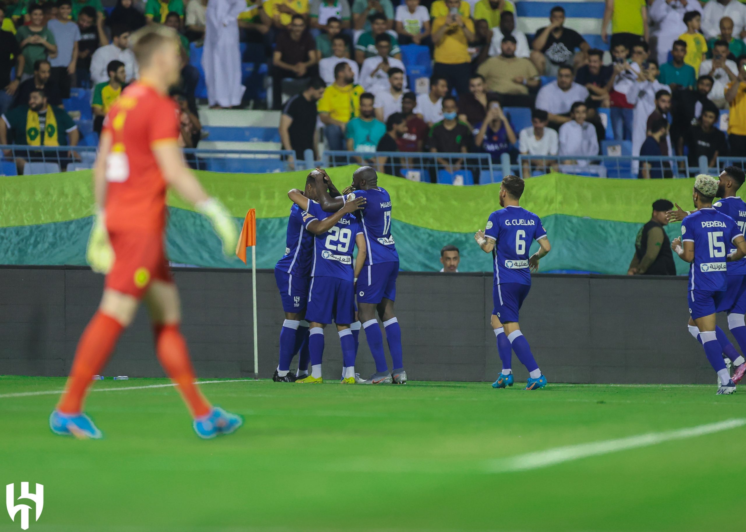 انطلاق الجولة الثانية من دوري روشن بمباراتين غدًا