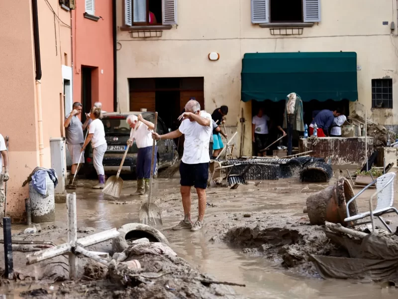 فيضانات كارثية في إيطاليا 