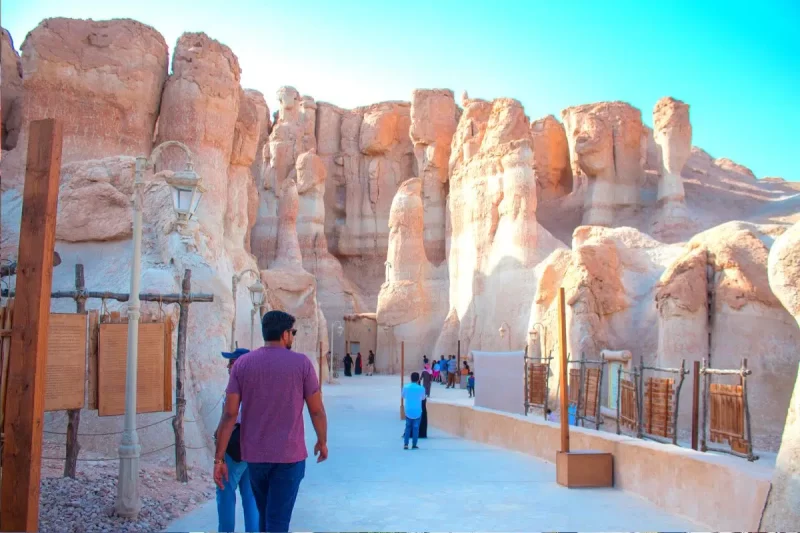مجلة أمريكية السعودية وجهة السفر المثالية في المستقبل القريب
