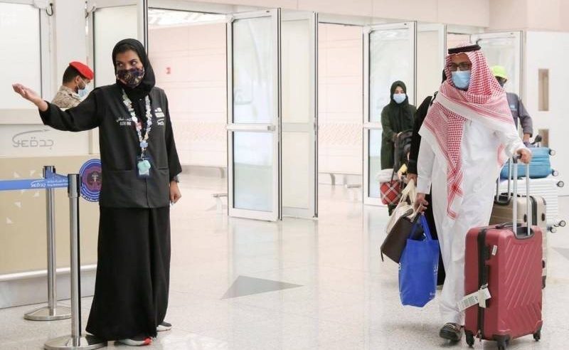 الزكاة: على المسافرين الإفصاح إذا كانوا يحملون هذا المبلغ