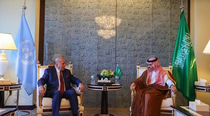 وزير الخارجية يجدد دعم المملكة لأمن العراق