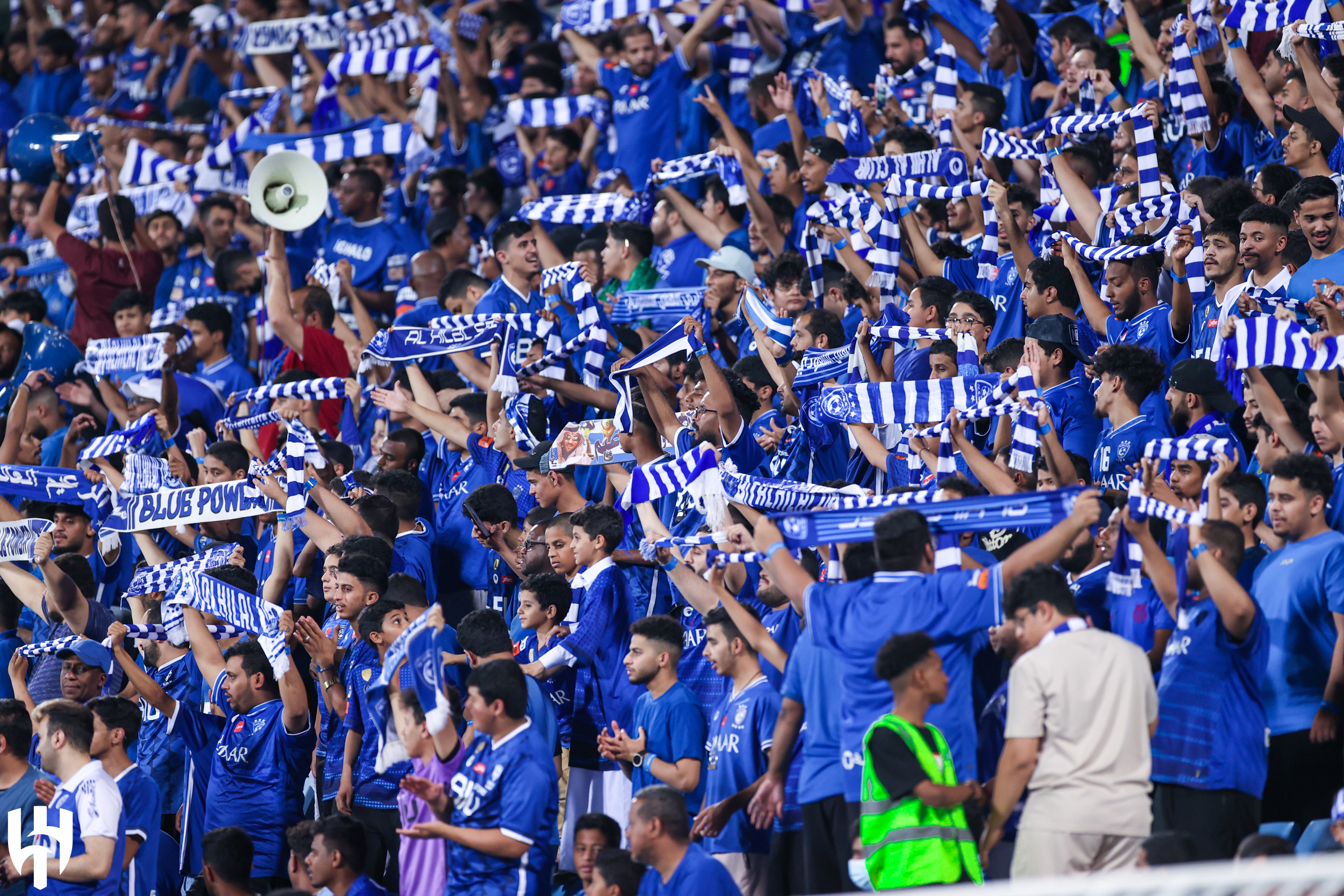 جماهير الهلال تعترض على احتمالية تأجيل مباراة الشباب والاتحاد