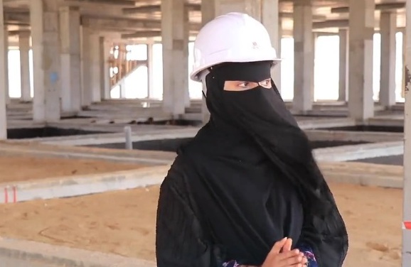 طالبة يمنية تحكي تجربتها في التدريب بمدينة الملك سلمان الطبية بالمهرة