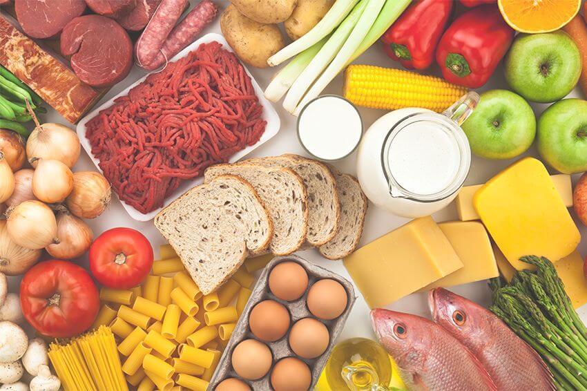 الغذاء والدواء توضح الفرق بين المنتج الغذائي الآمن والصحي
