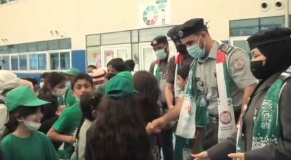 شرطة أبو ظبي تكرم الطلبة السعوديين
