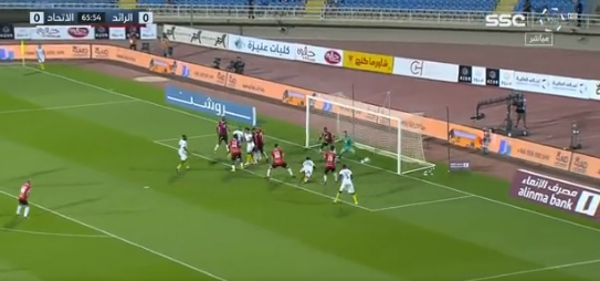 أحمد حجازي يفتتح التسجيل لـ الاتحاد