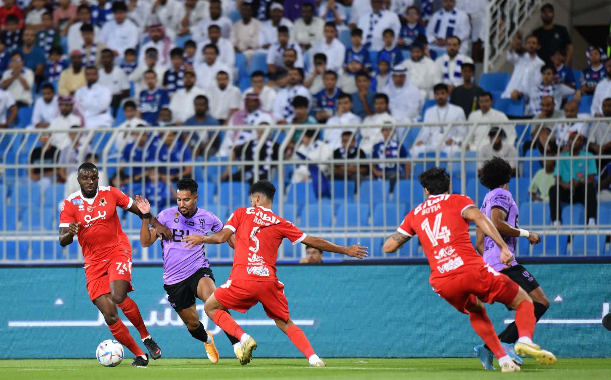 الوحدة يستهدف الفوز الأول ضد الهلال بالشرائع