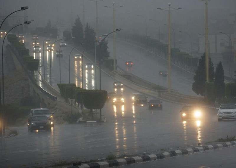 أمطار غزيرة وزخات برد على 5 مناطق