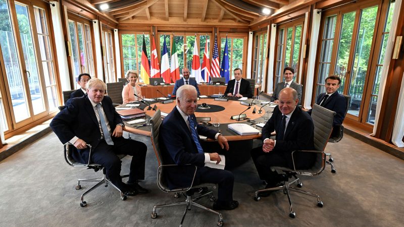 عواقب قرار الـ G7 بشأن النفط الروسي على العالم 