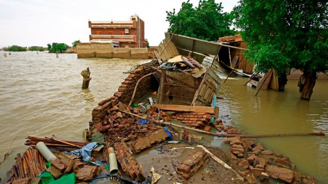 ارتفاع ضحايا فيضانات السودان إلى 122 وفاة و115 إصابة