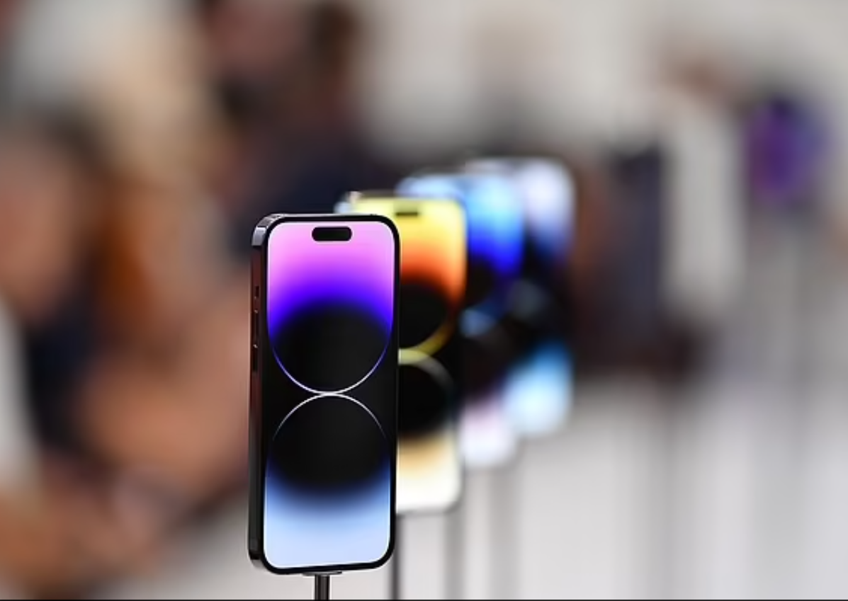 مستخدمو هاتف iPhone 14 Pro يواجهون مشكلة في الكاميرا