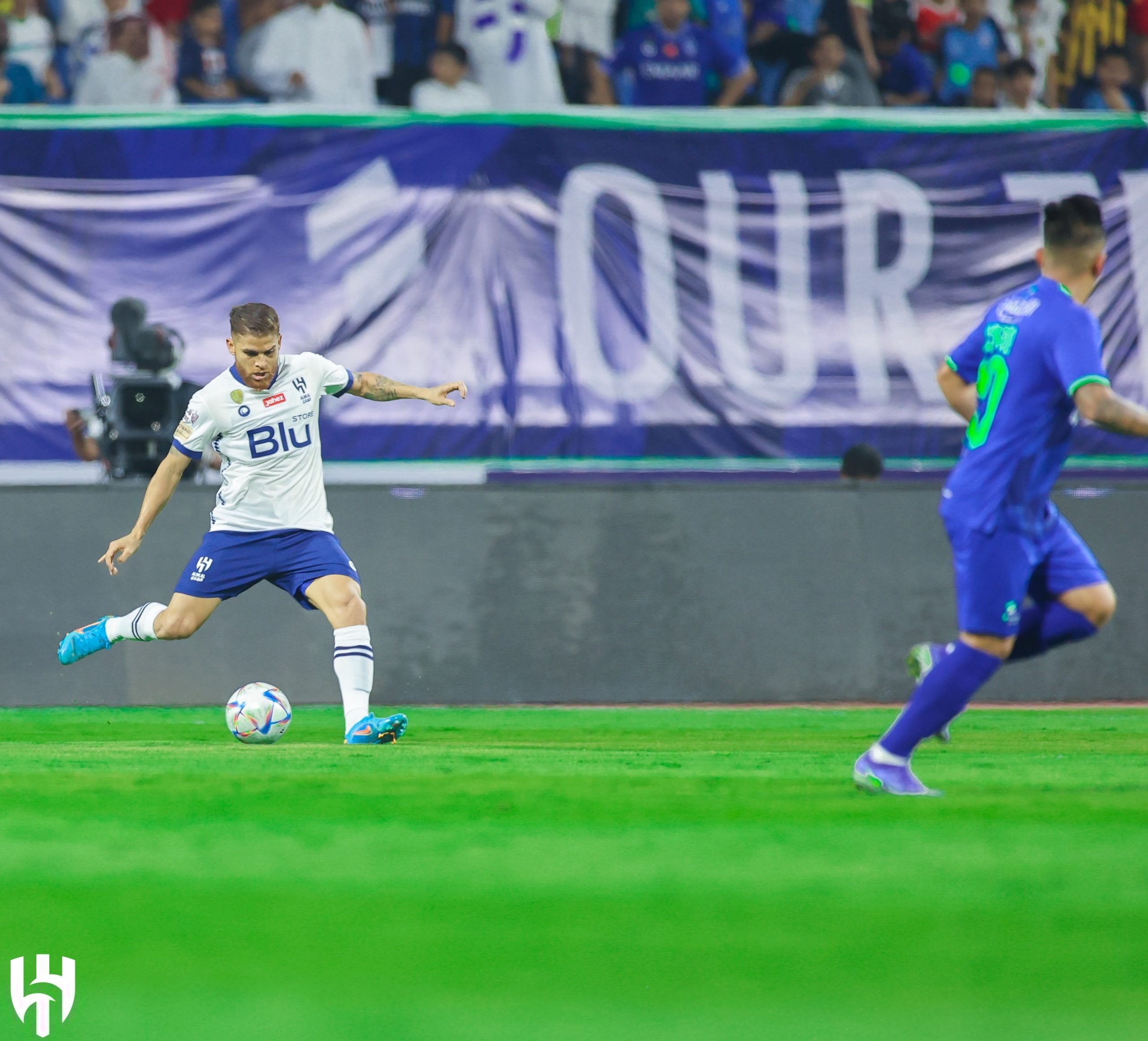 كويلار يخطف الأنظار مع الهلال